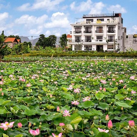 Lotus Hotel Ninh Binh Bagian luar foto