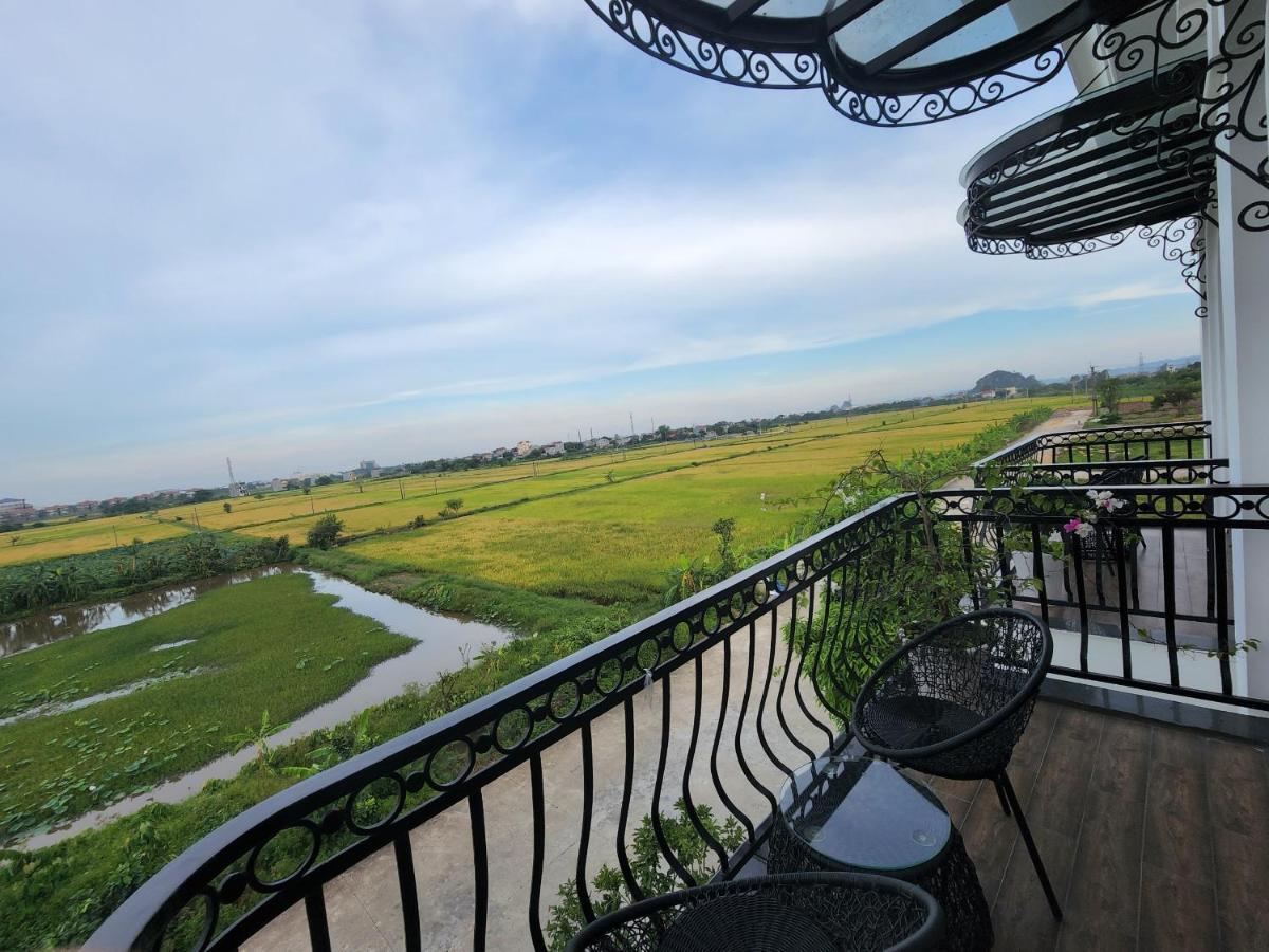 Lotus Hotel Ninh Binh Bagian luar foto