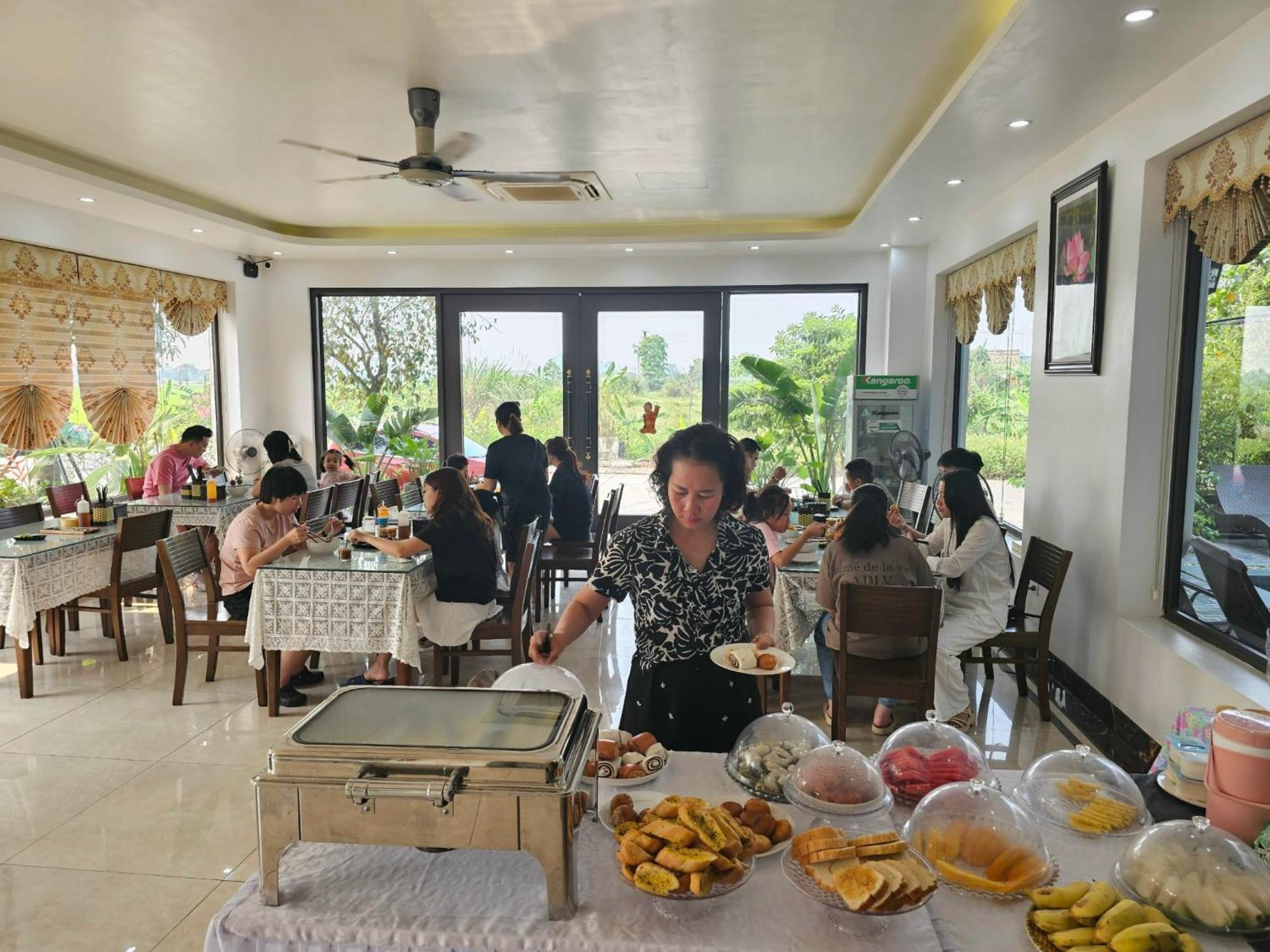 Lotus Hotel Ninh Binh Bagian luar foto