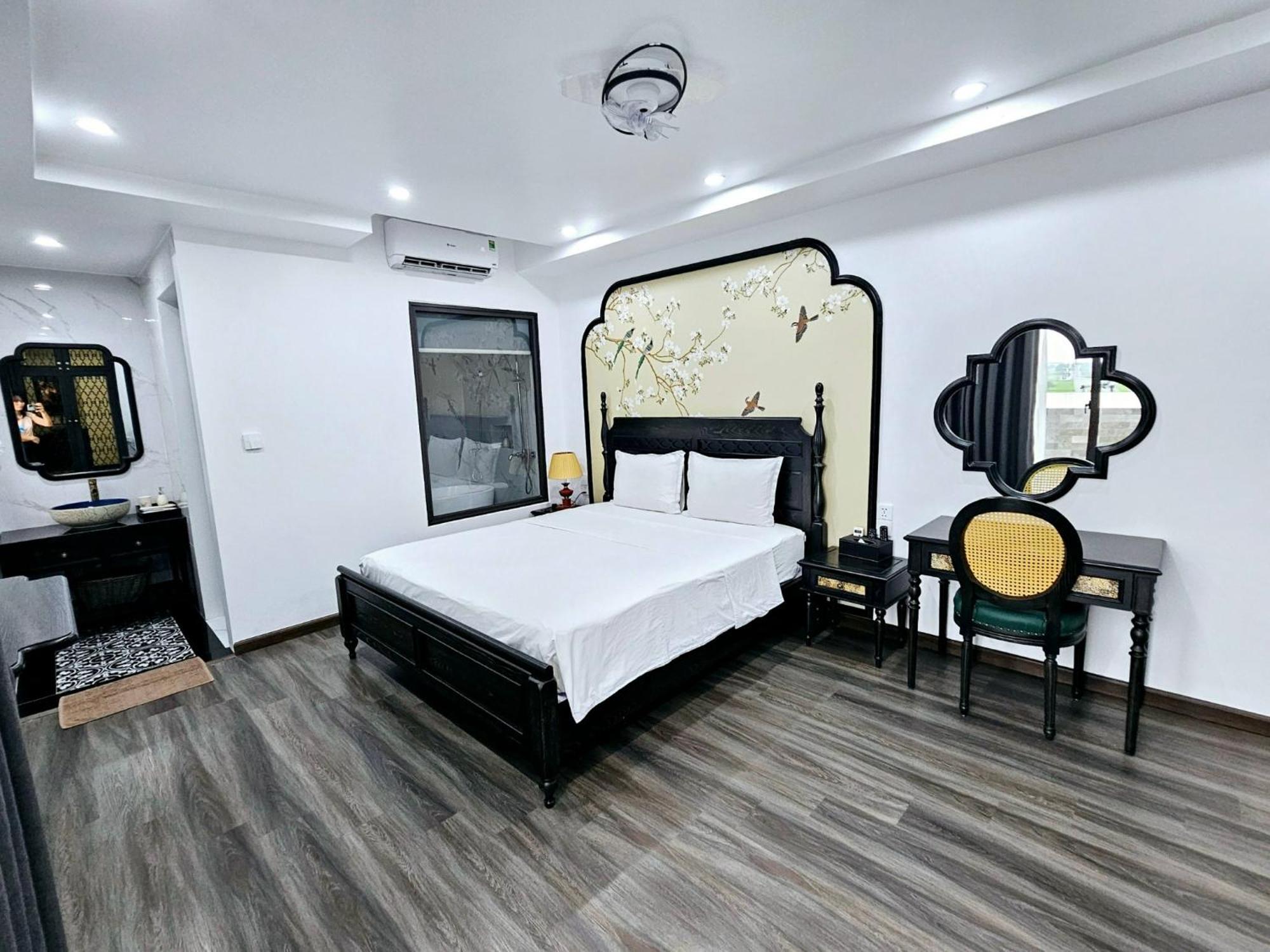 Lotus Hotel Ninh Binh Bagian luar foto