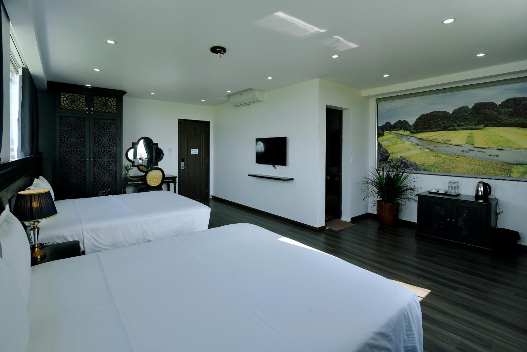 Lotus Hotel Ninh Binh Bagian luar foto